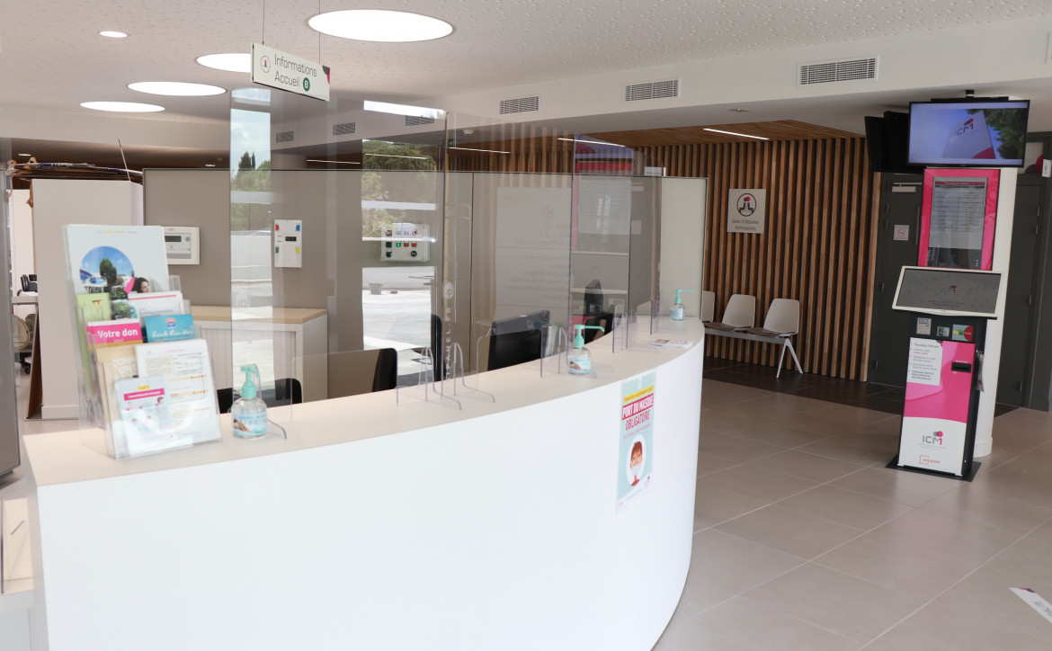 Accueil bâtiment B cancer