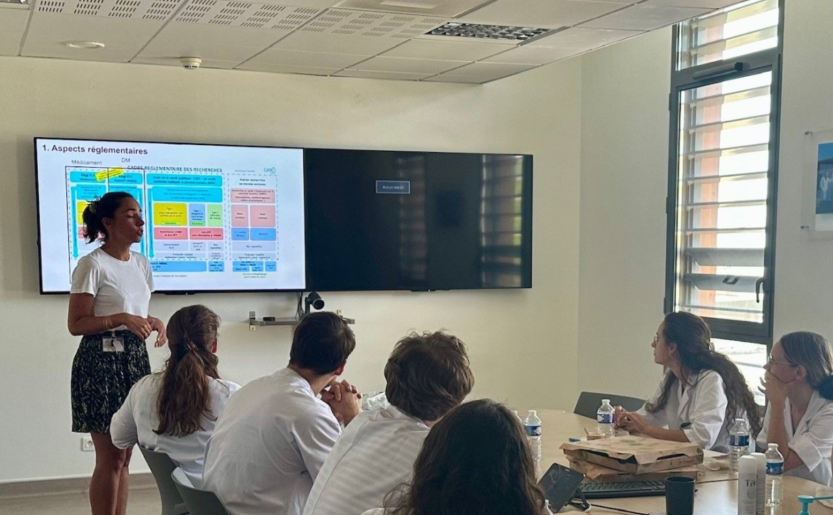 Onko'Lunch Les 5W pour la construction d’un projet de recherche S. DELAINE, S. GOURGOU, A. MOUSSION, S. QUESADA 25.06.25